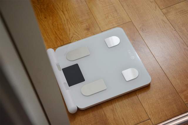 用？云康宝、华为、小米旗下三款热门机型横评PG麻将胡了免费模拟器八电极体脂秤哪款好(图5)